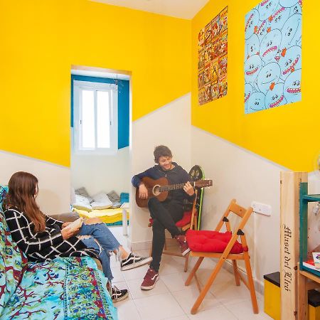 No Limit Hostel Sagrada Familiaバルセロナ エクステリア 写真