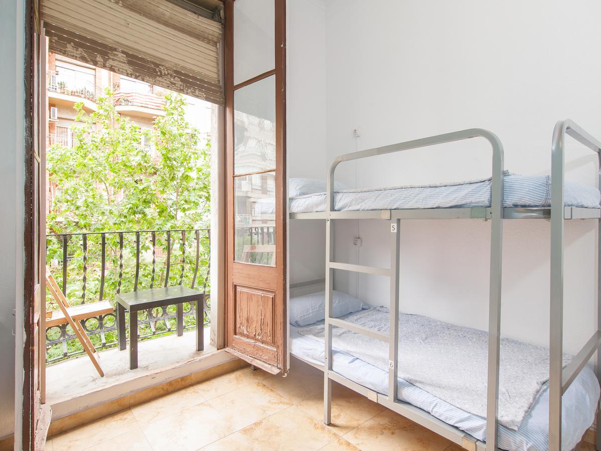 No Limit Hostel Sagrada Familiaバルセロナ エクステリア 写真