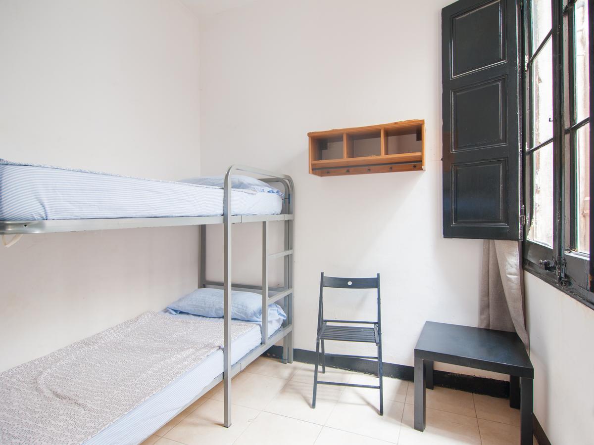 No Limit Hostel Sagrada Familiaバルセロナ エクステリア 写真